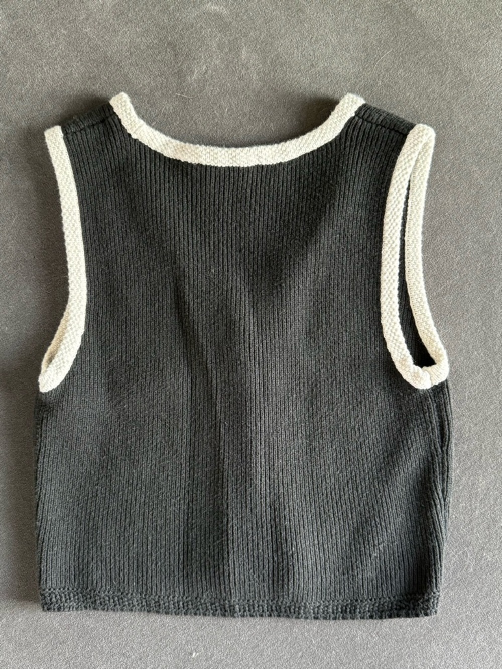 Abercrombie & Fitch Black Mara Button Knit Vest Top - Picture 4 of 4